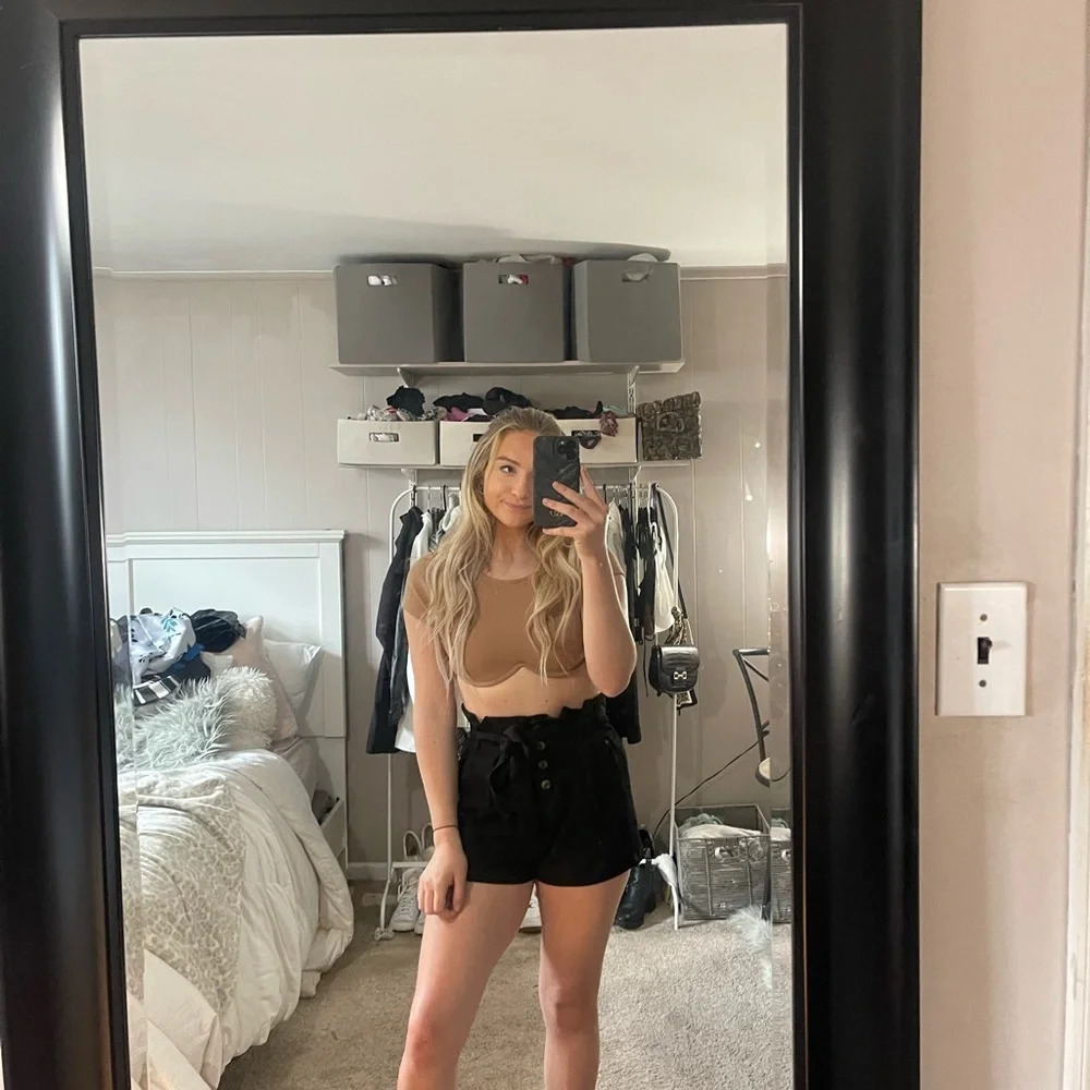 FOREVER 21 button up shorts S - Picture 9 of 15
